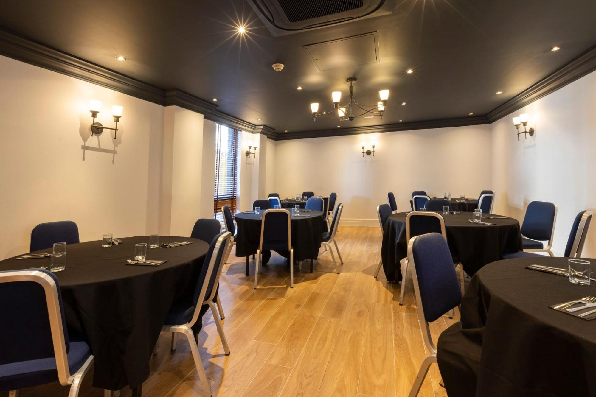 Holiday Inn - Glasgow Airport By Ihg Paisley Exteriör bild