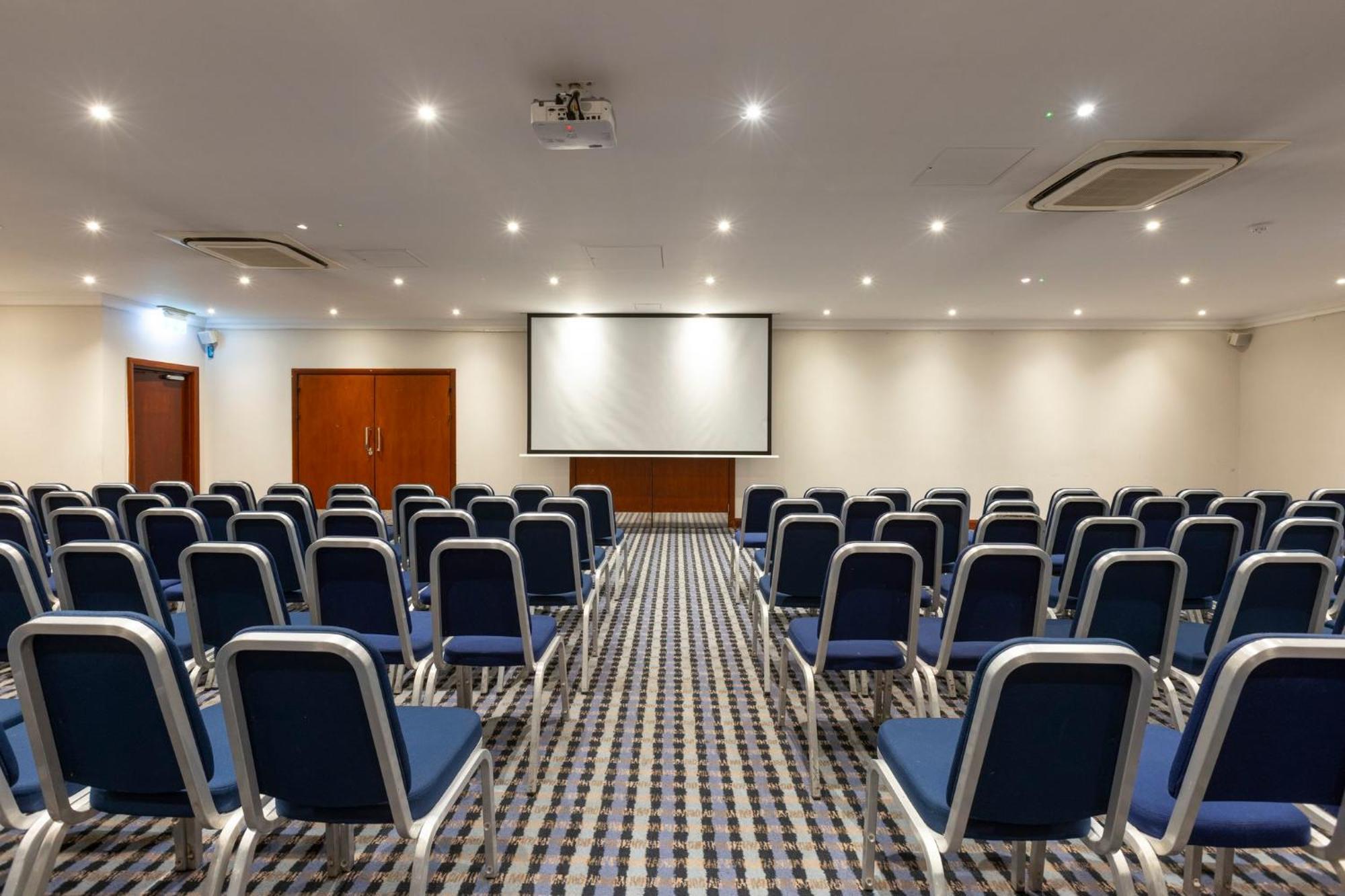 Holiday Inn - Glasgow Airport By Ihg Paisley Exteriör bild